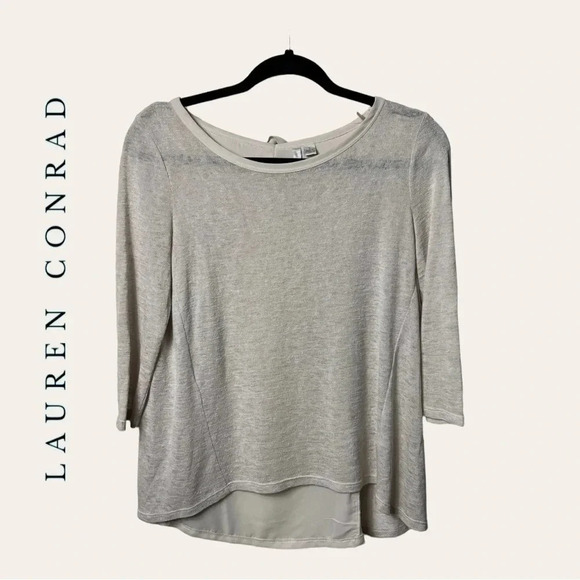 0570. Lauren CONRAD 3/4 SLEEVE BLOUSE SIZE SMALL CREAM IN‎ COLOR BOW IN BACK - Picture 1 of 9